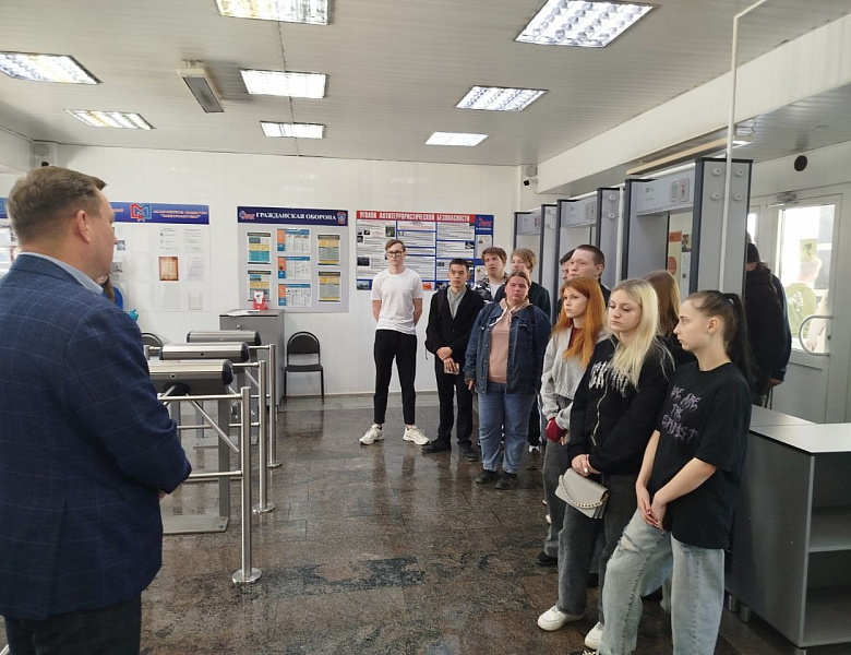 Студенты-выпускники совершили экскурсию на предприятие АО "Электроавтомат" 
