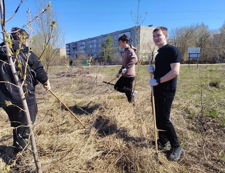 Серия субботников продолжается...