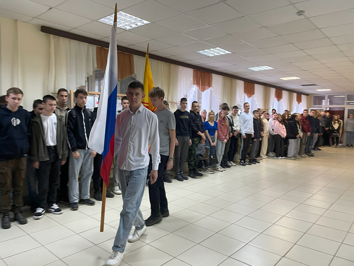 Поднятие флагов 13 октября