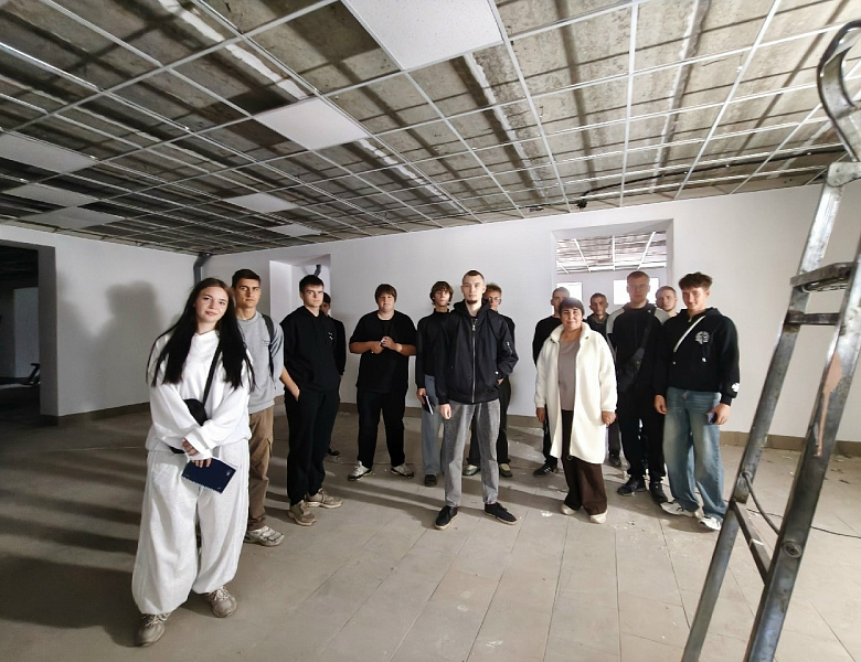 Погружение в профессию: экскурсия на объект «Стрелка, 18»