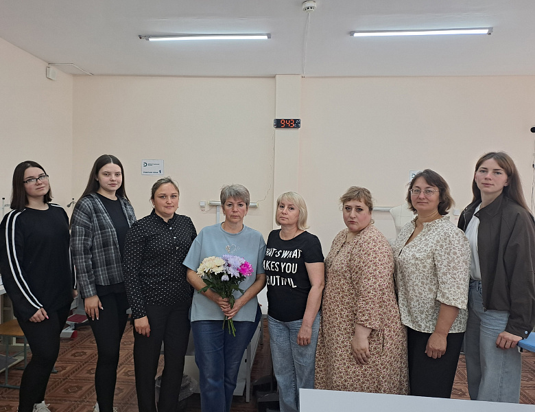 Стежок за стежком к мастерству: завершился демонстрационный экзамен по профессии «Мастер по изготовлению швейных изделий»!