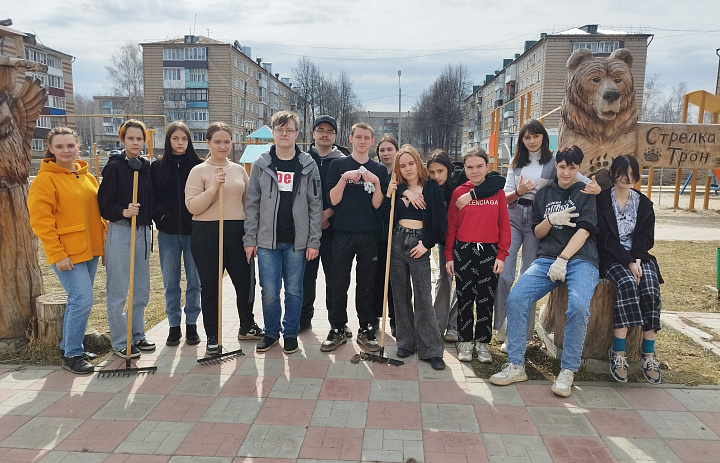 Уборка в  Стрелка парке