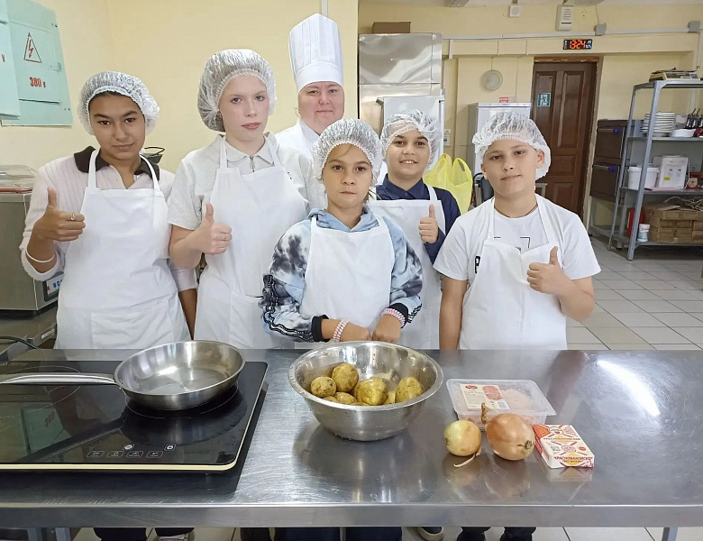«Картошкины именины» в гостях у Алатырского технологического колледжа! 