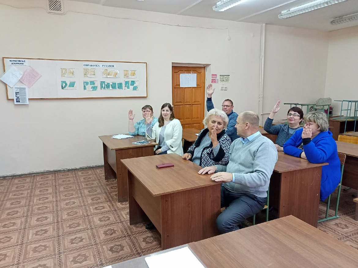Заседание ПЦК по профессиям легкой промышленности, строительства и металлообработки