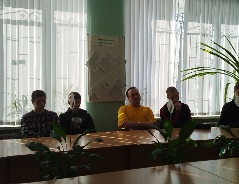Видеоконференция с преподавателем Военной академии радиационной, химической и биологической защиты